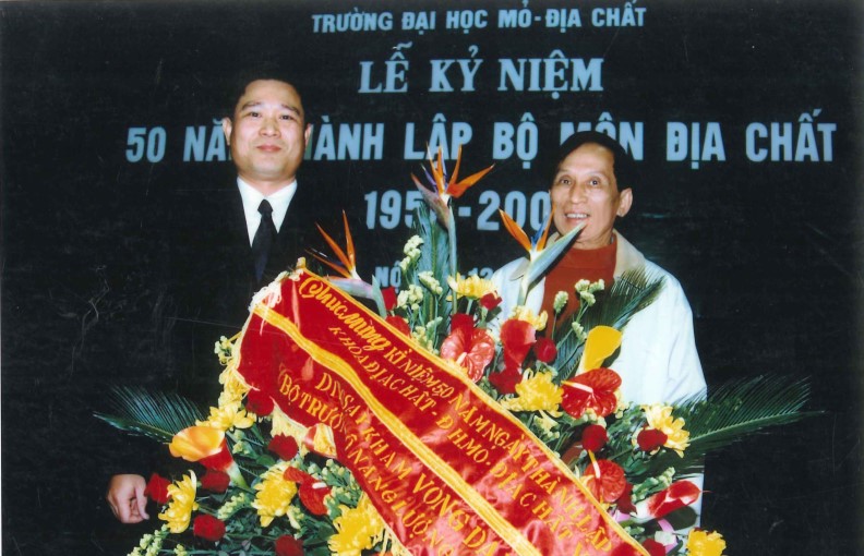 Vinamine at the Vietnam Geological Mining University